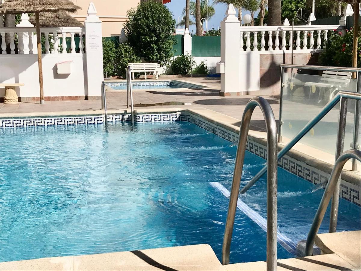 Apartamento 2 Dormitorios En Primera Linea De Playa San Cristobal Almuñécar Esterno foto